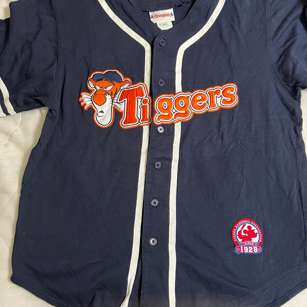 Disneyland Tigger jersey